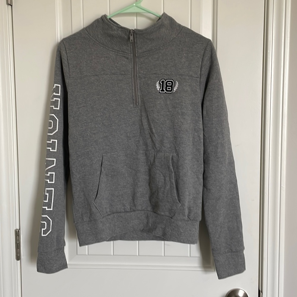Class of 2018 pullover with super soft material. “SENIOR” down right arm